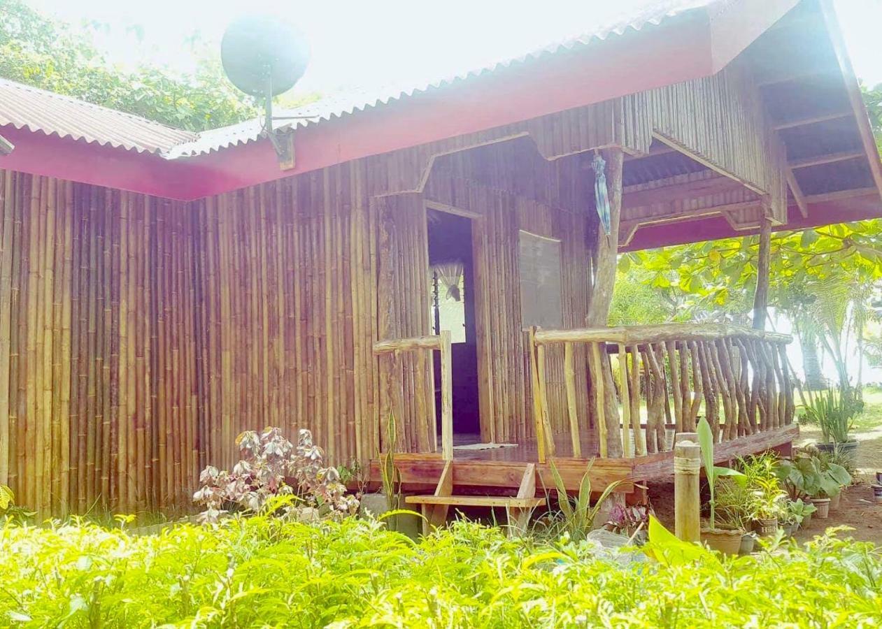 White Beach Front And Cottages Buruanga Экстерьер фото