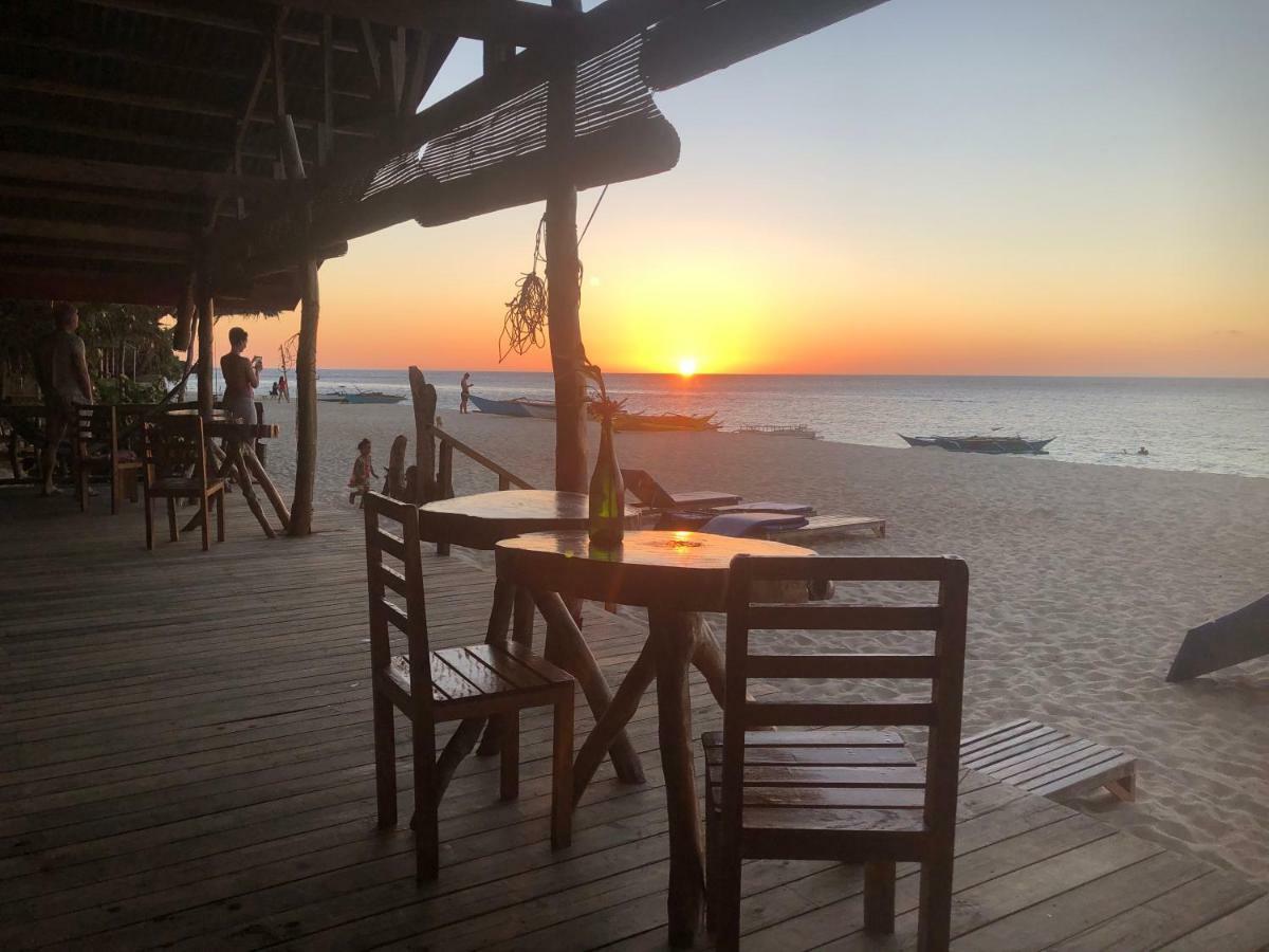 White Beach Front And Cottages Buruanga Экстерьер фото